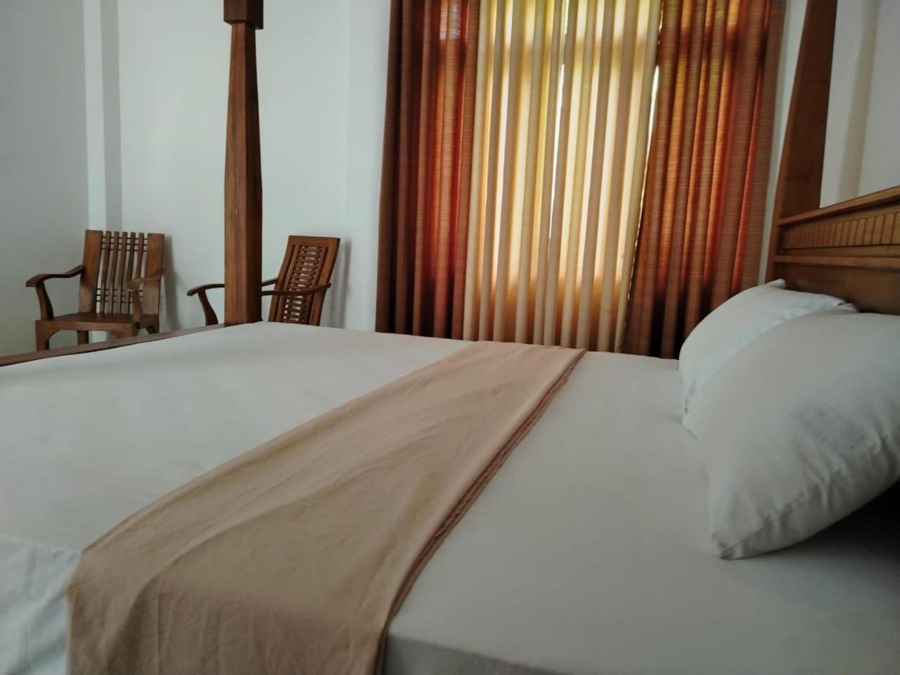 רטנאפורה Diora Hotel מראה חיצוני תמונה