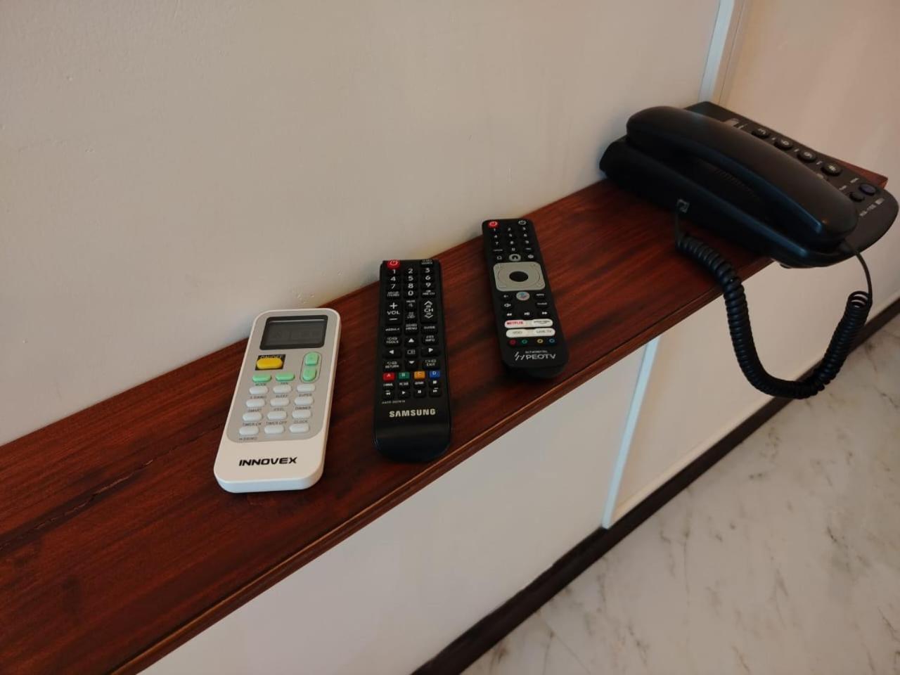 רטנאפורה Diora Hotel מראה חיצוני תמונה