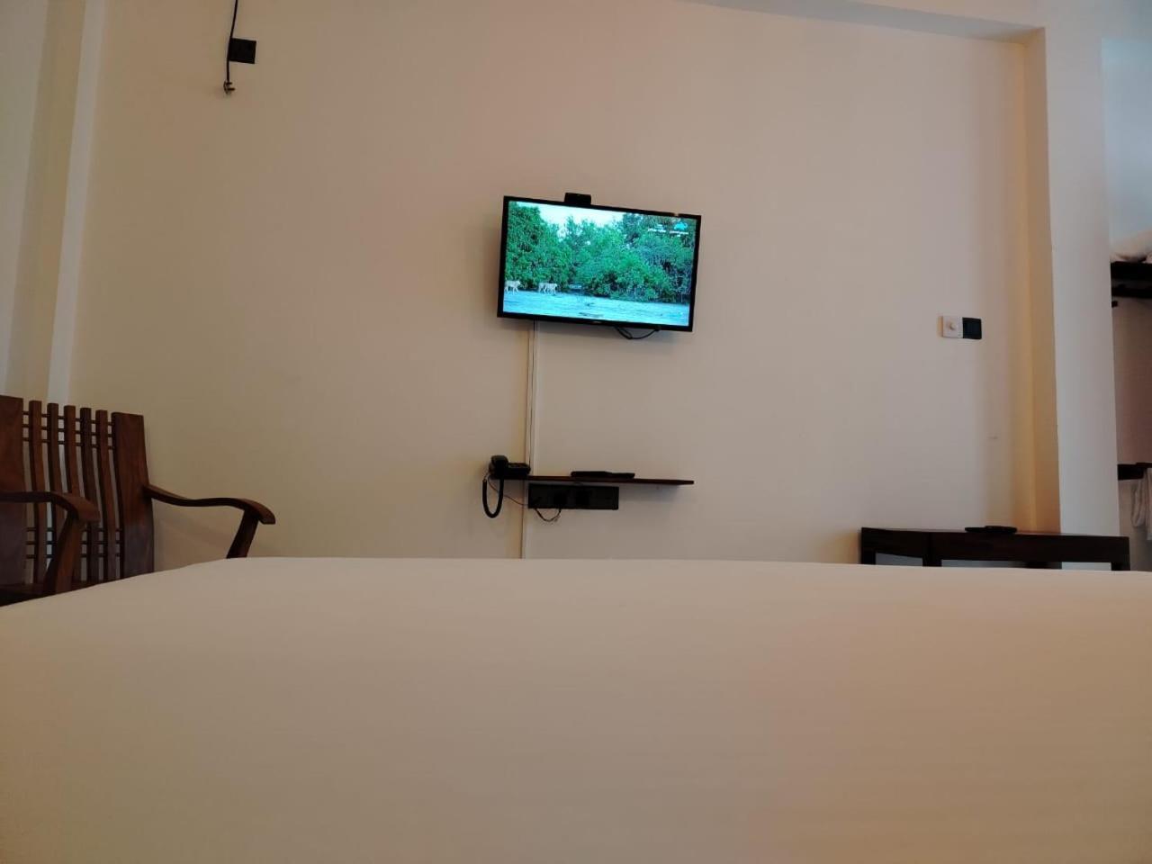רטנאפורה Diora Hotel מראה חיצוני תמונה