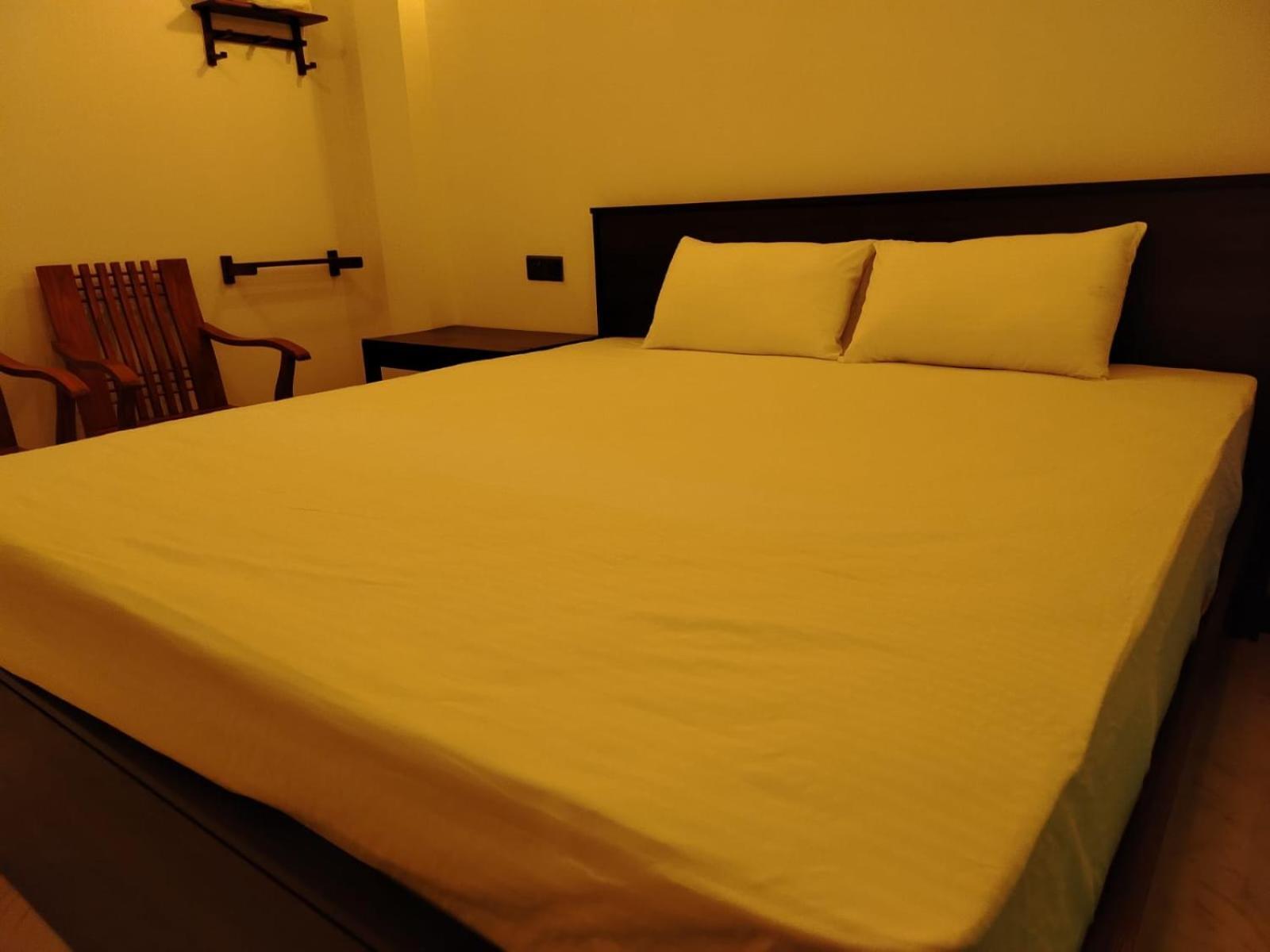 רטנאפורה Diora Hotel מראה חיצוני תמונה
