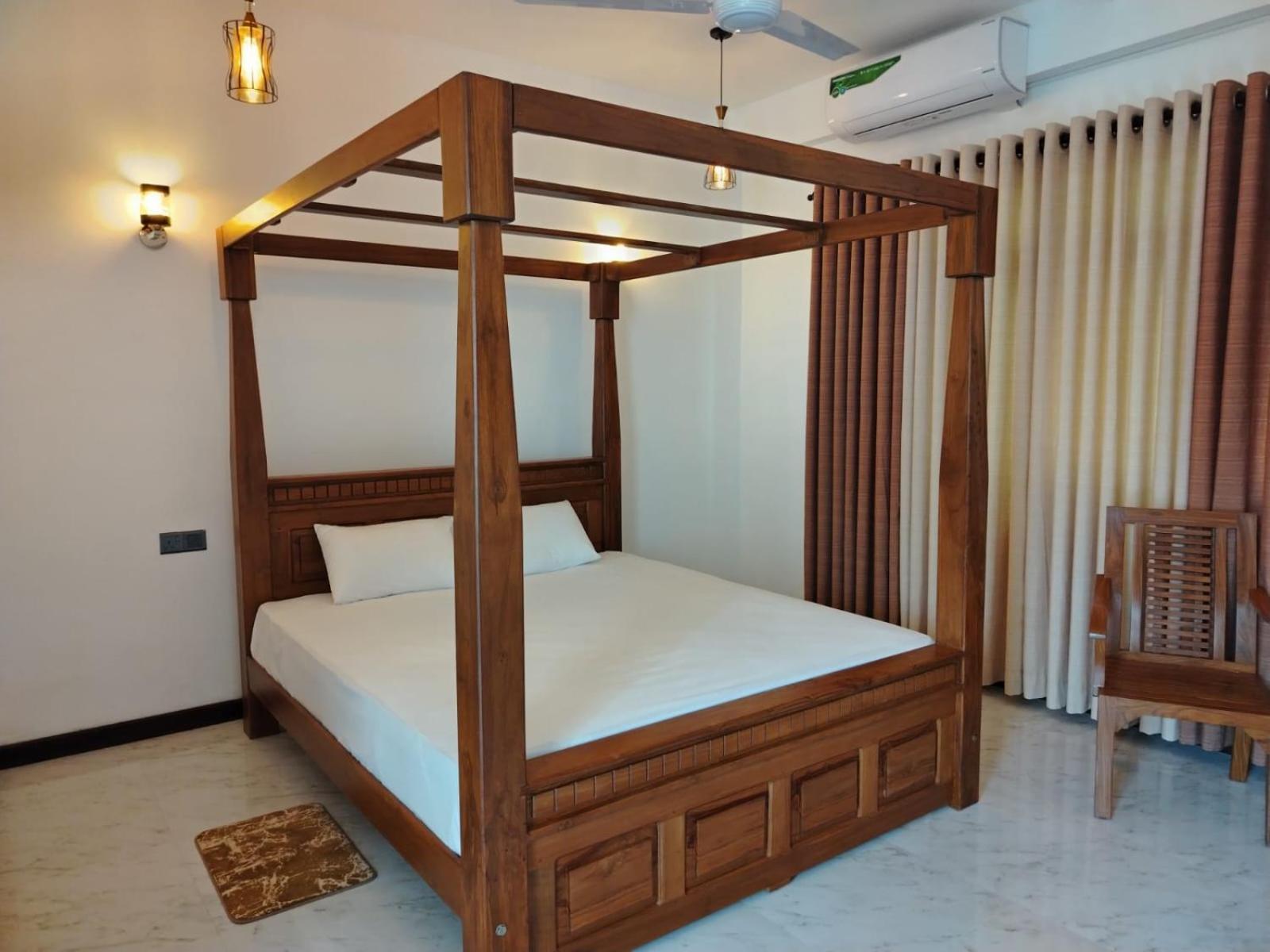 רטנאפורה Diora Hotel מראה חיצוני תמונה